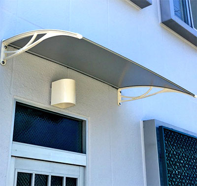 デザインの美しい庇