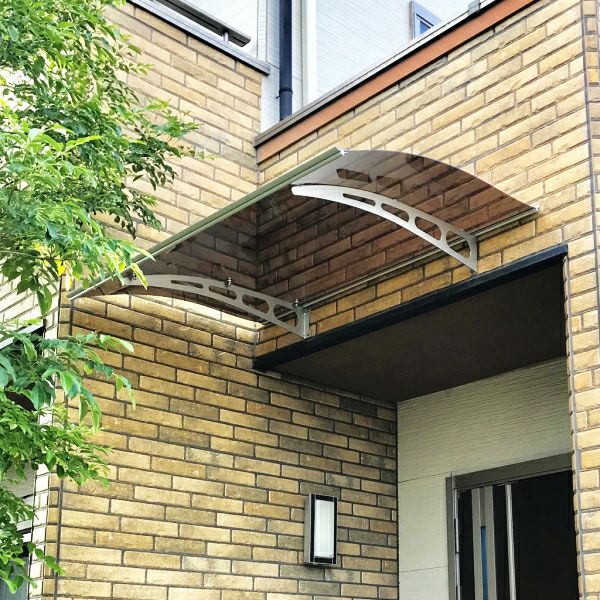 玄関や窓、勝手口に屋根がないお家の雨吹き込み対策に