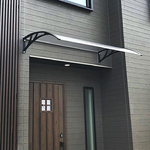 玄関や窓、勝手口に屋根がないお家の雨吹き込み対策に