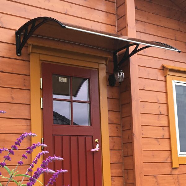 玄関や窓、勝手口に屋根がないお家の雨吹き込み対策に